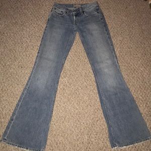 BKE size 25x33 1/2 women’s flare jeans